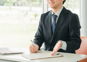 価格や状況に応じたご提案を行います。